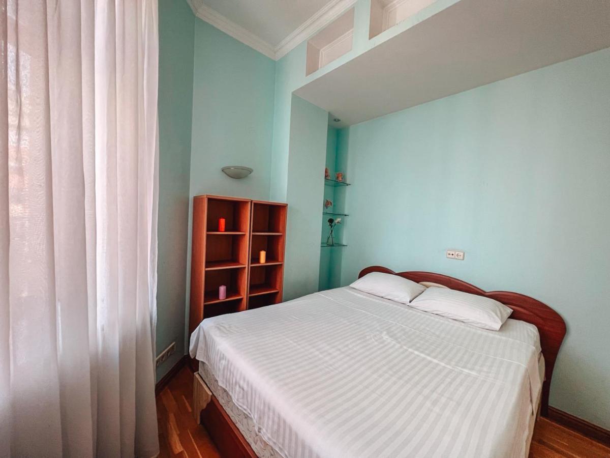 Apartments Rentals Ukraine On Kreshchatik Kijów Zewnętrze zdjęcie